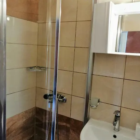 Aphrodite's Apartment *